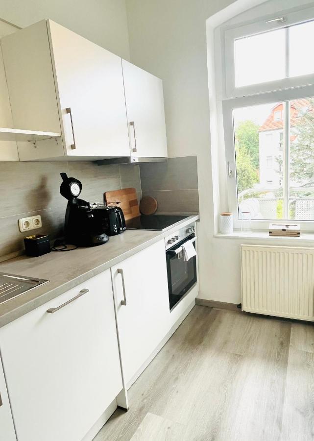 Renoviertes Apartment In Zentraler Lage - Wlan, Smart-Tv, Kueche, Balkon Und Queensize-Bett Fuer 4 Gaeste Erfurt Extérieur photo